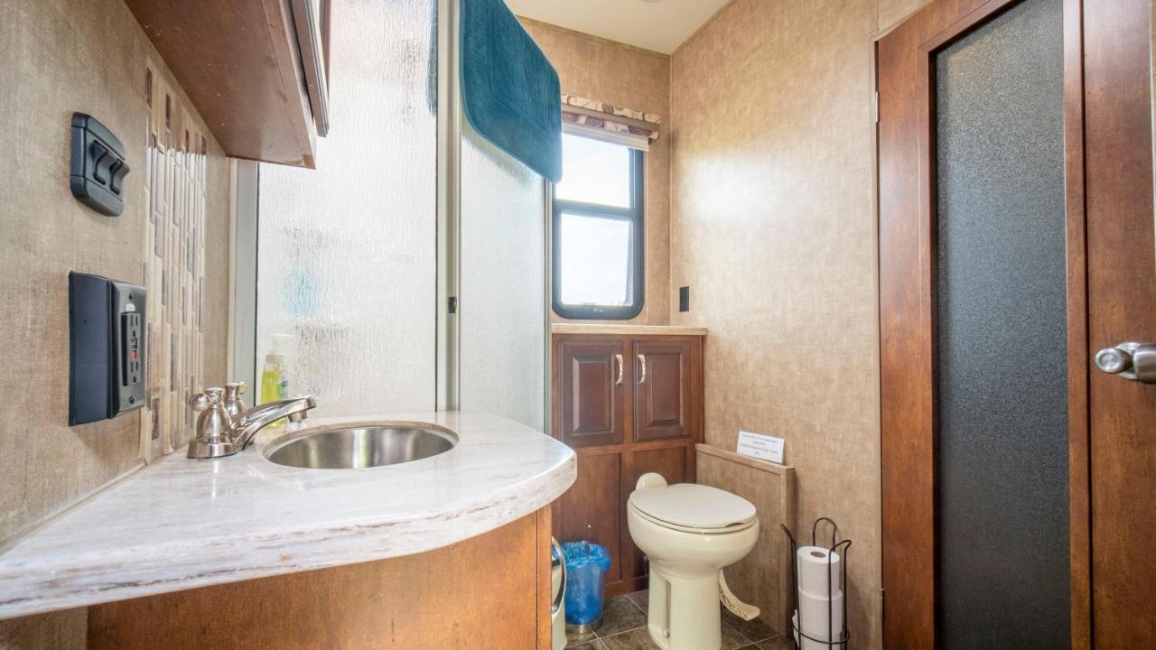 Outdoor Glamping Large 5Th Wheel Setup Ok4A Appartamento Moab Esterno foto