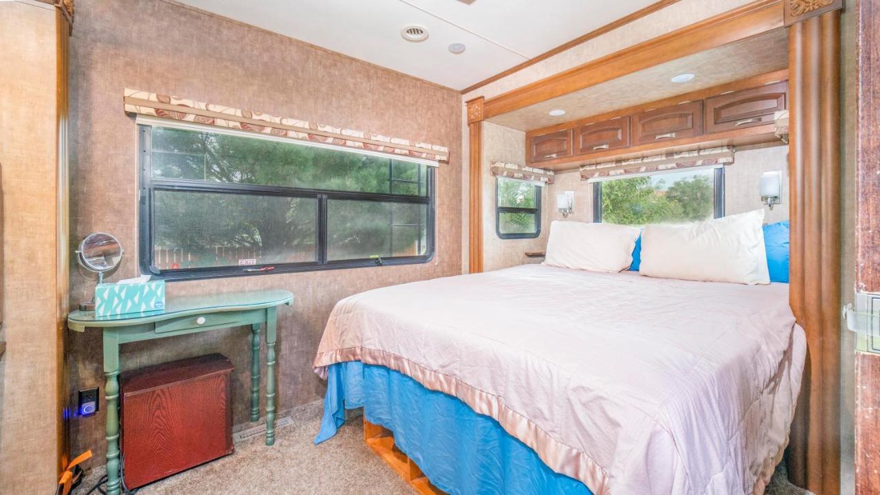 Outdoor Glamping Large 5Th Wheel Setup Ok4A Appartamento Moab Esterno foto